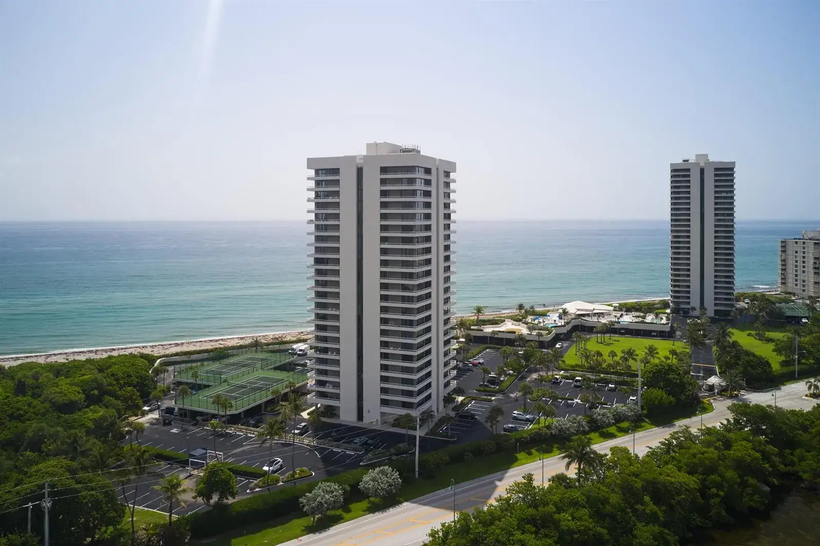 5550 N Ocean Drive # 9D, Singer Island FL 33404 photo 2