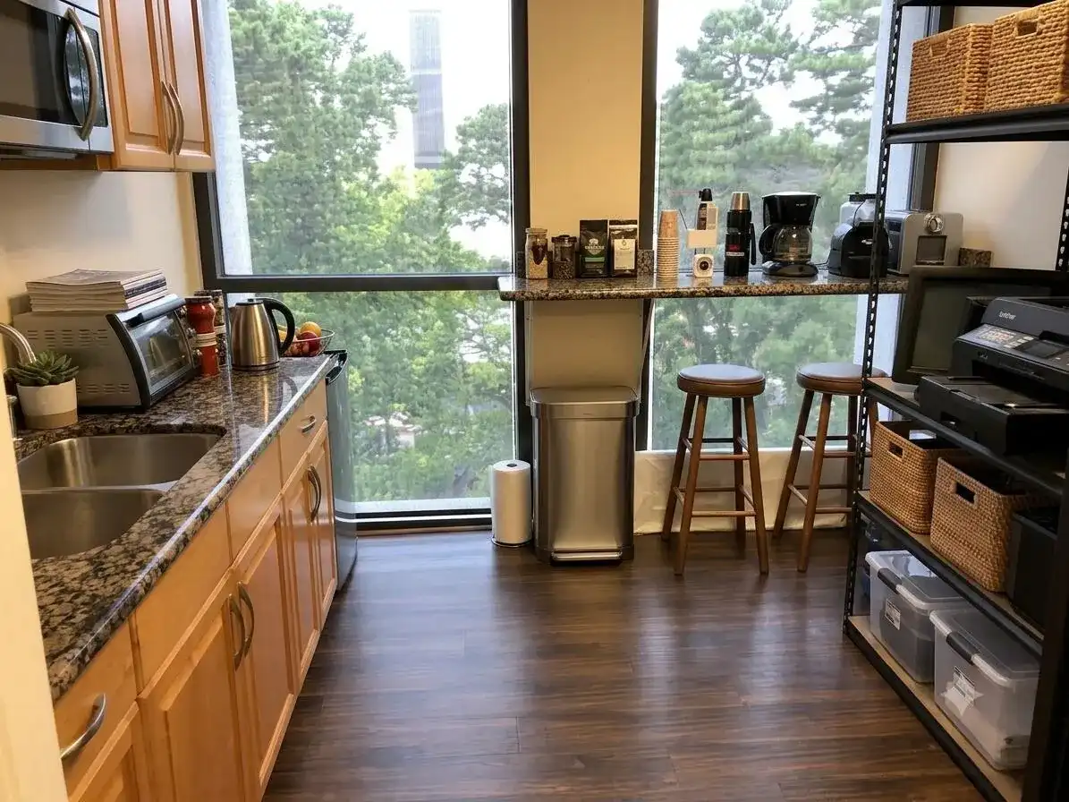 2450 HOLLYWOOD Boulevard # 307, Hollywood FL 33020