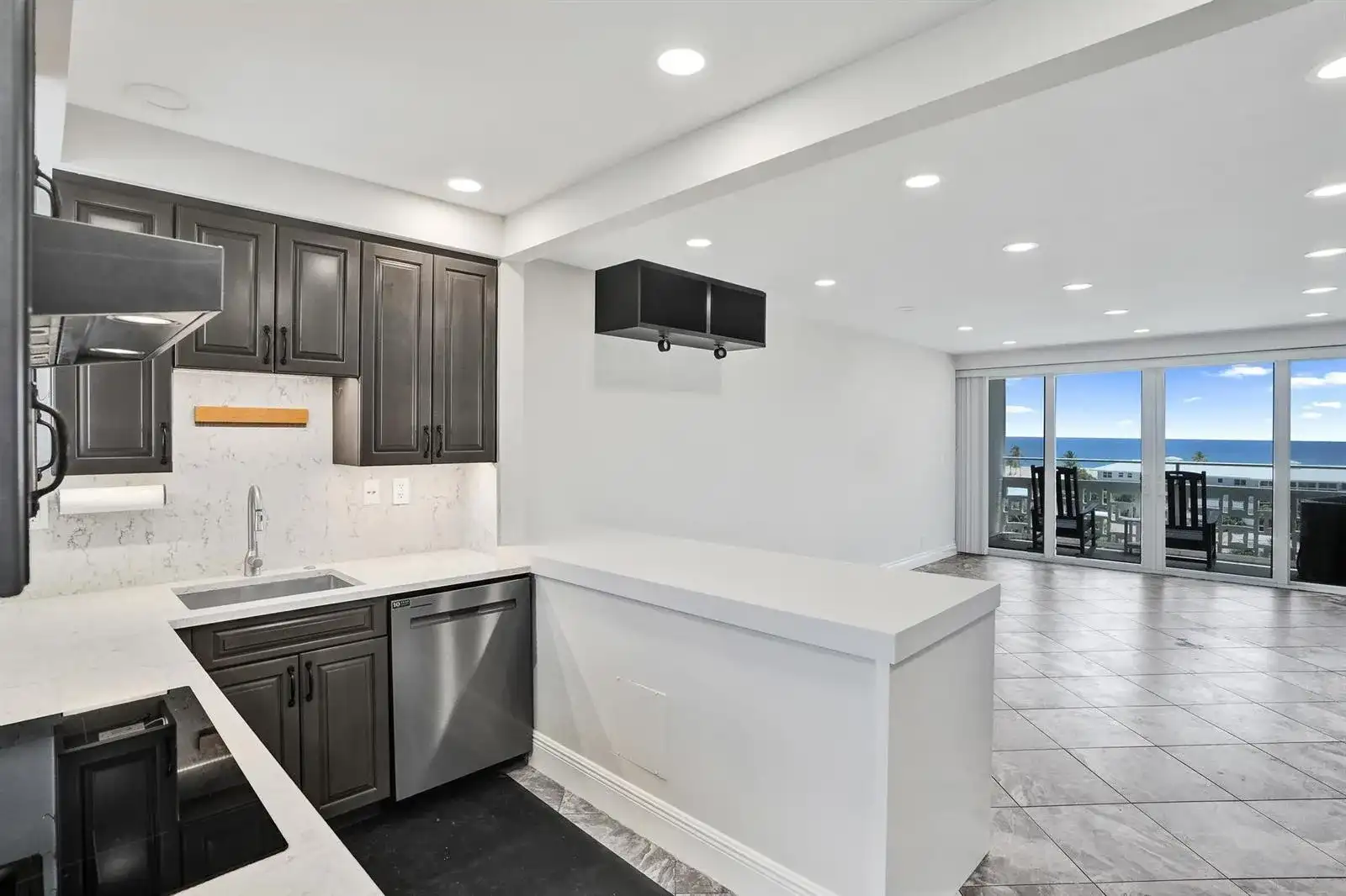 1900 S OCEAN Drive # 710, Fort Lauderdale FL 33316