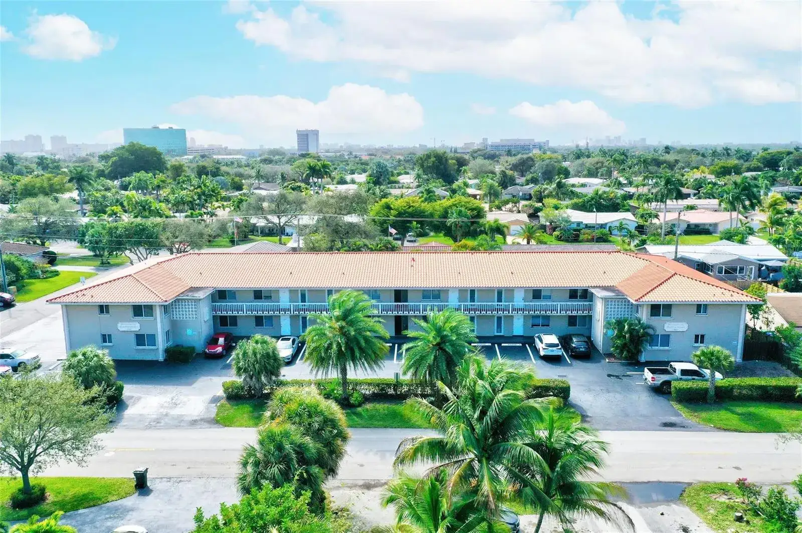2020 NE 56TH Street # 204, Fort Lauderdale FL 33308