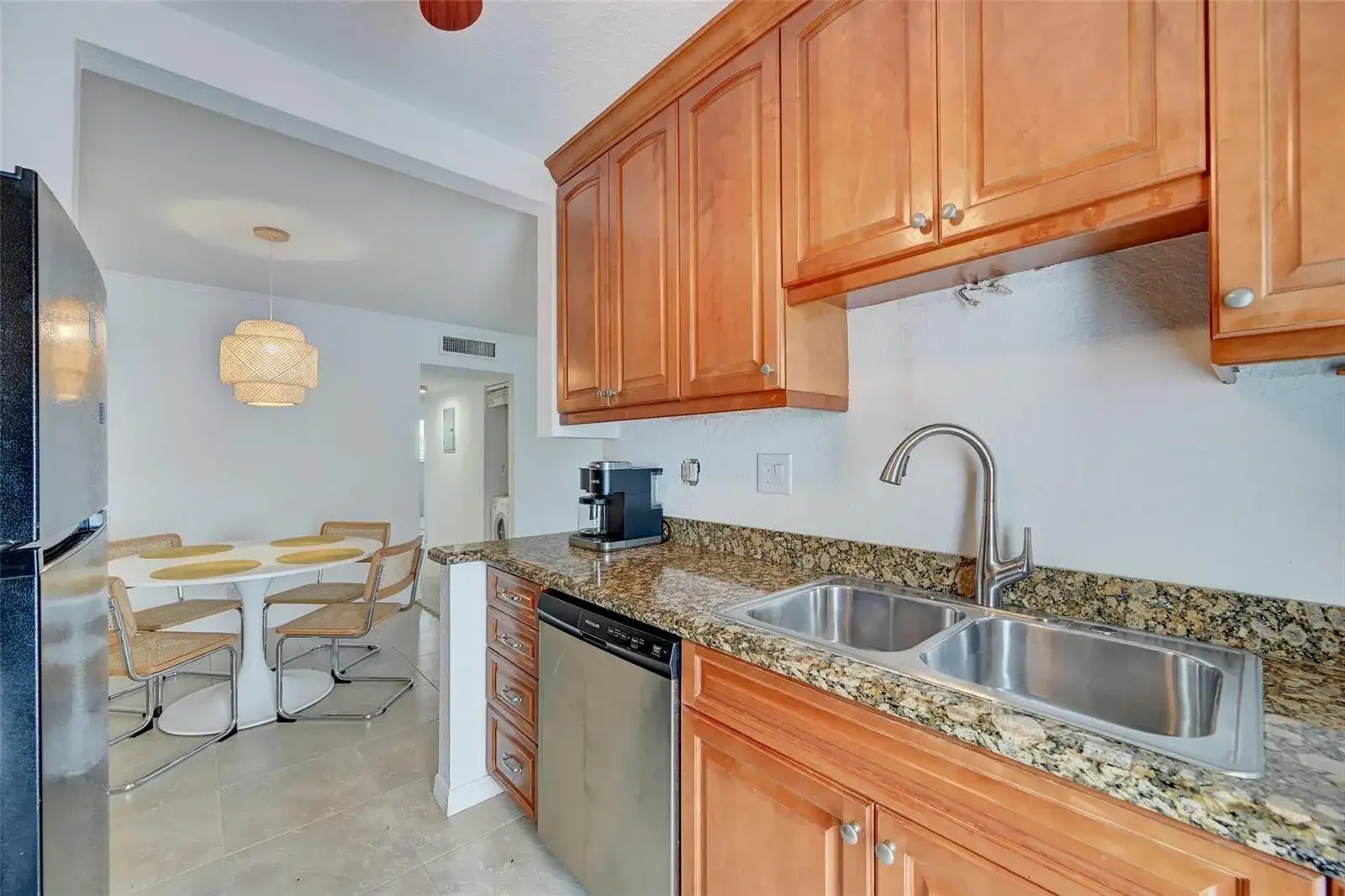 2020 NE 56TH Street # 204, Fort Lauderdale FL 33308 photo 2