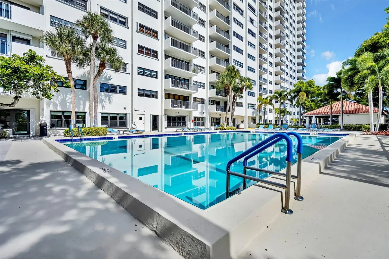 3200 Port Royale Drive N # 902, Fort Lauderdale FL 33308