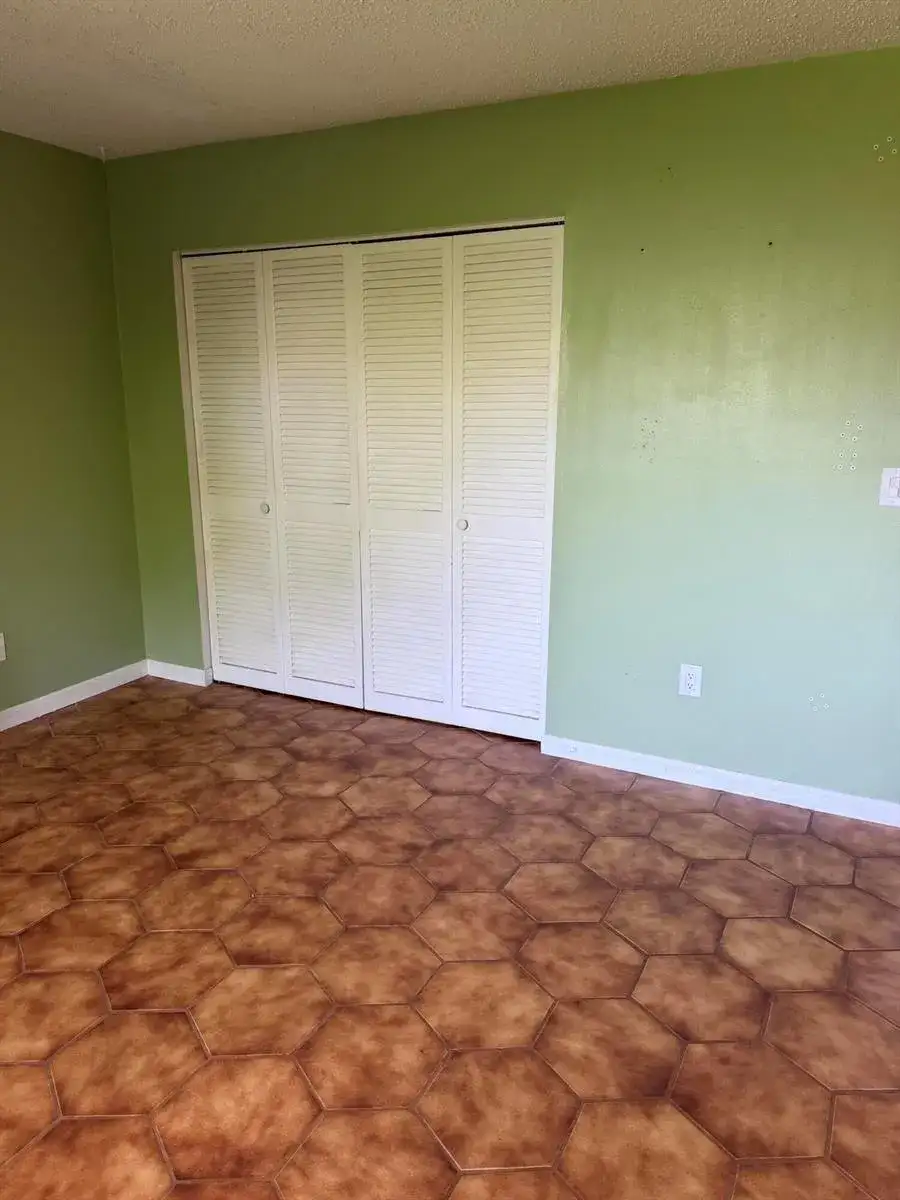 3079 Indian Trail, Lake Worth FL 33462 photo 5