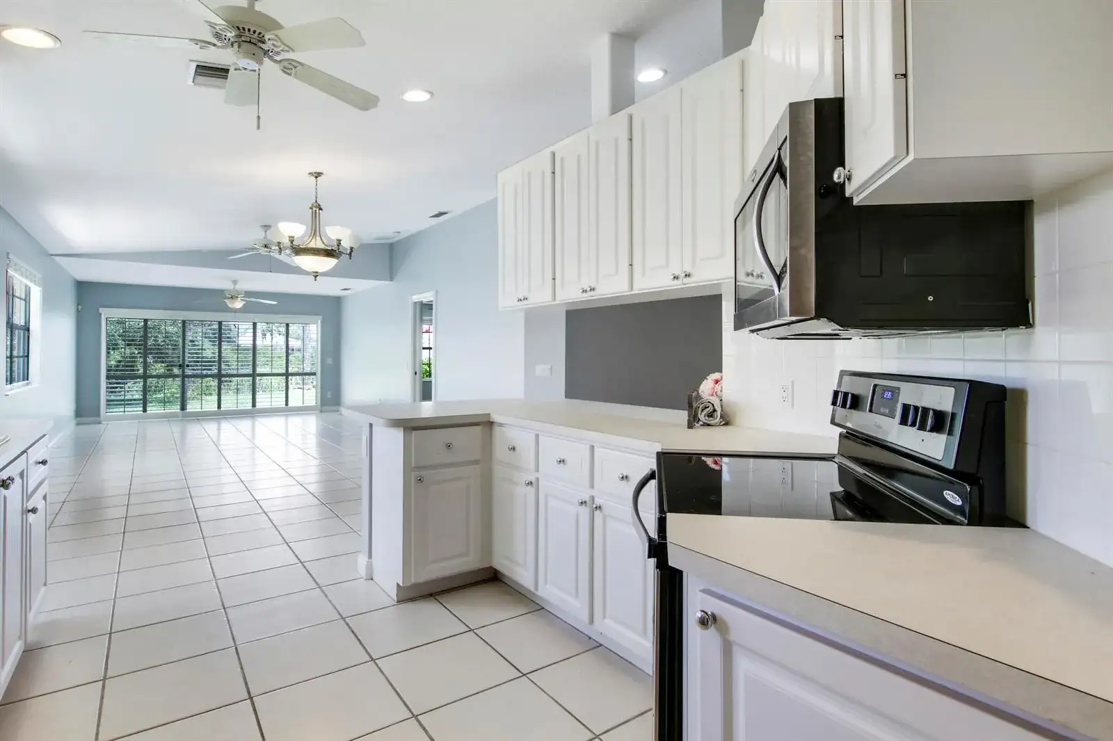 10870 SW Dardanelle Drive, FL 34987 photo 4