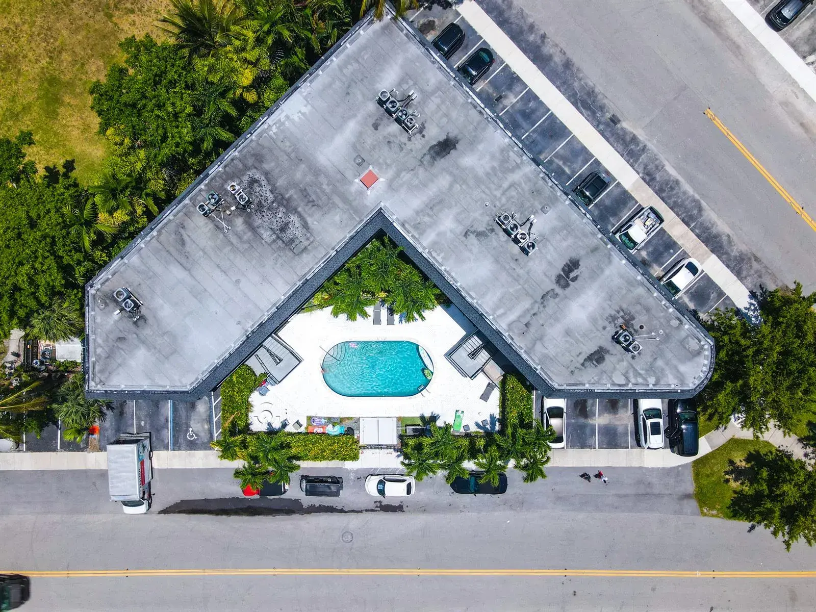 512 Bayshore Drive # 202, Fort Lauderdale FL 33304