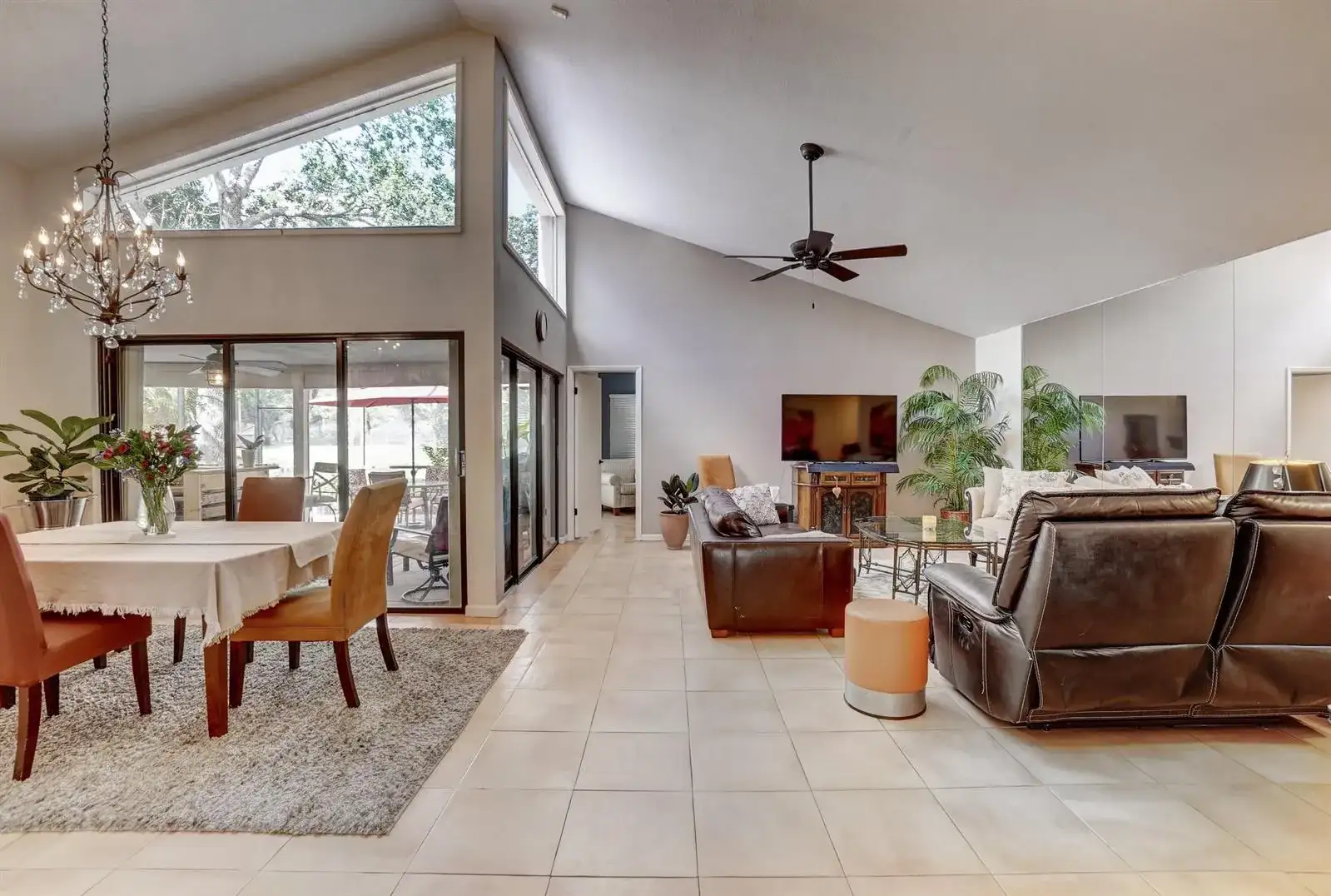 627 Hollows Circle, Deerfield Beach FL 33442 photo 4