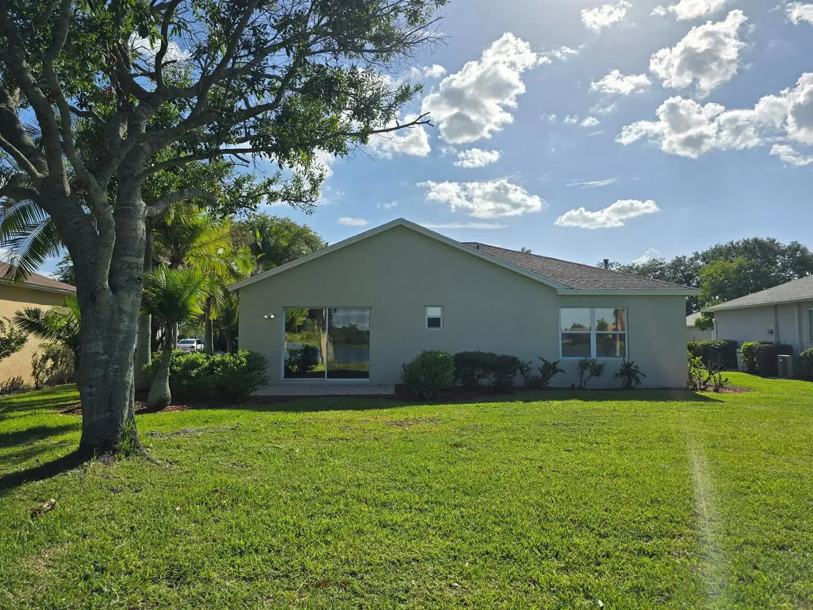 241 SW LAKE FOREST Way, Port St. Lucie FL 34986 photo 4