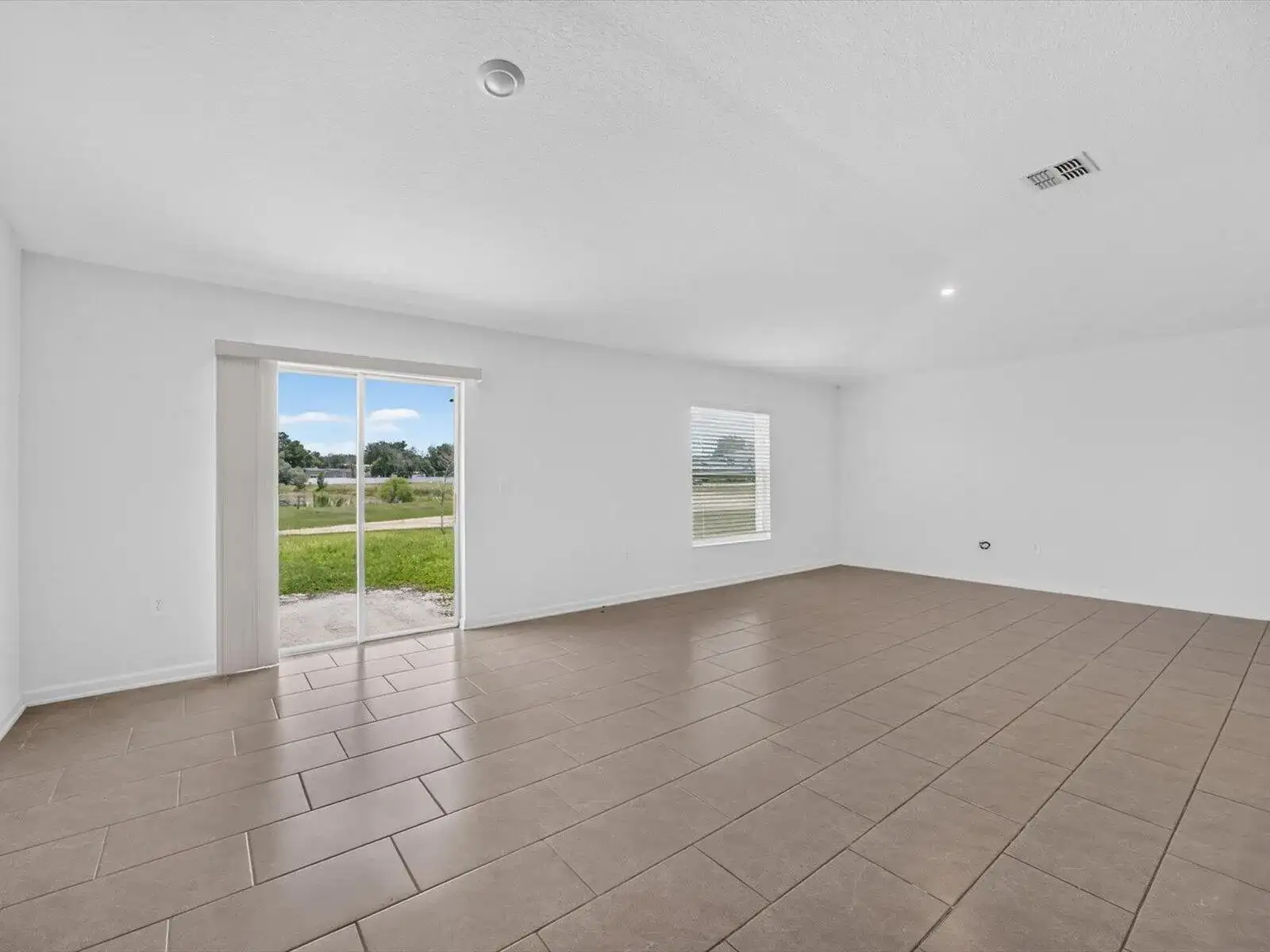 1119 James Paul Road, Davenport FL 33837 photo 5
