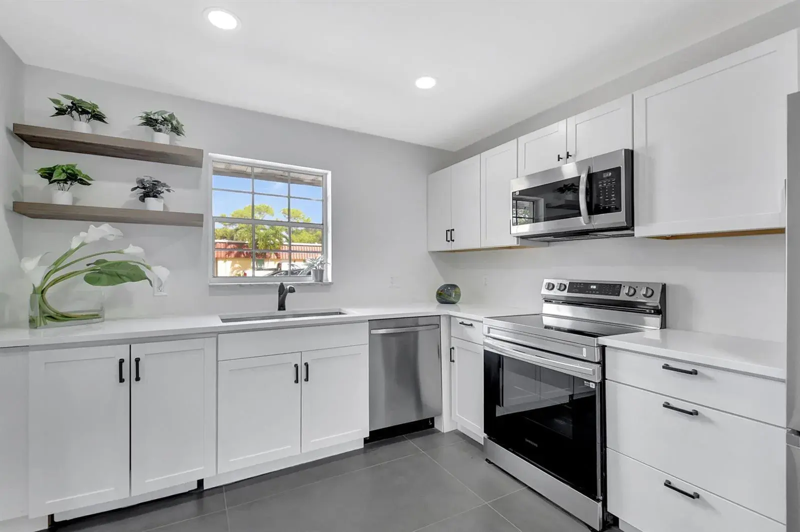 868 Worcester Lane # B, Lake Worth FL 33467