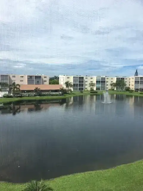 315 SE 11TH Terrace # 305, Dania Beach FL 33004