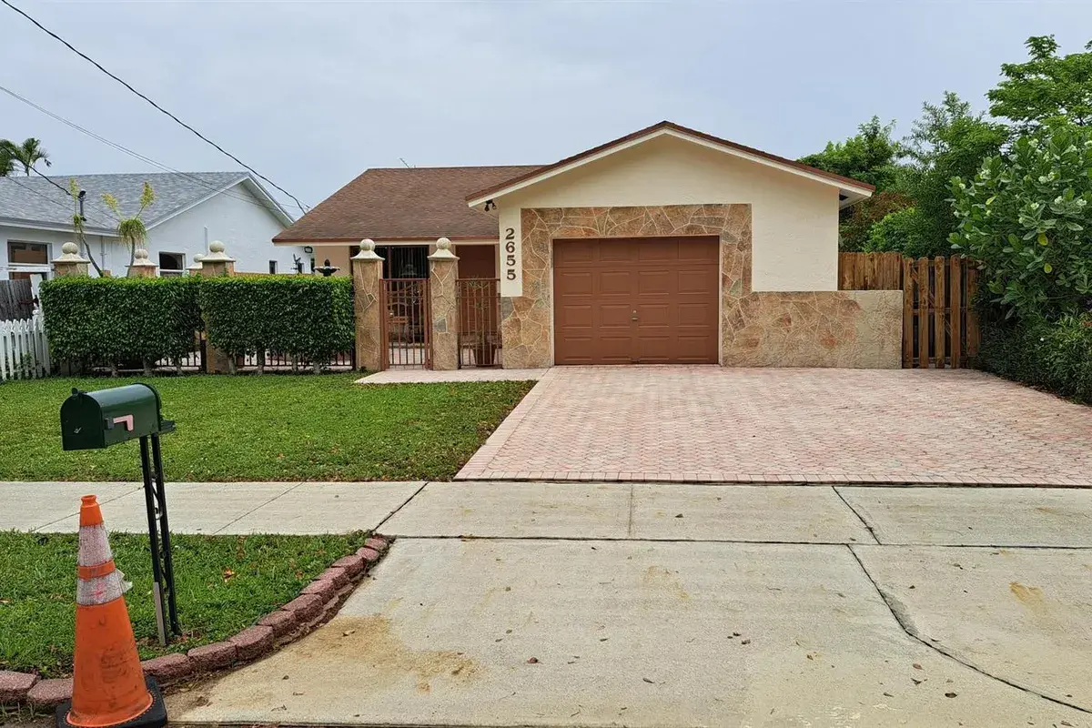 2655 Coolidge Street, Hollywood FL 33020