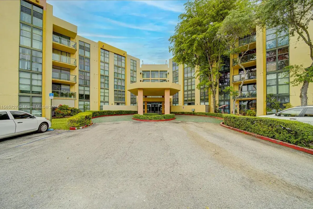 11780 SW 18th Street # 2, Miami FL 33175