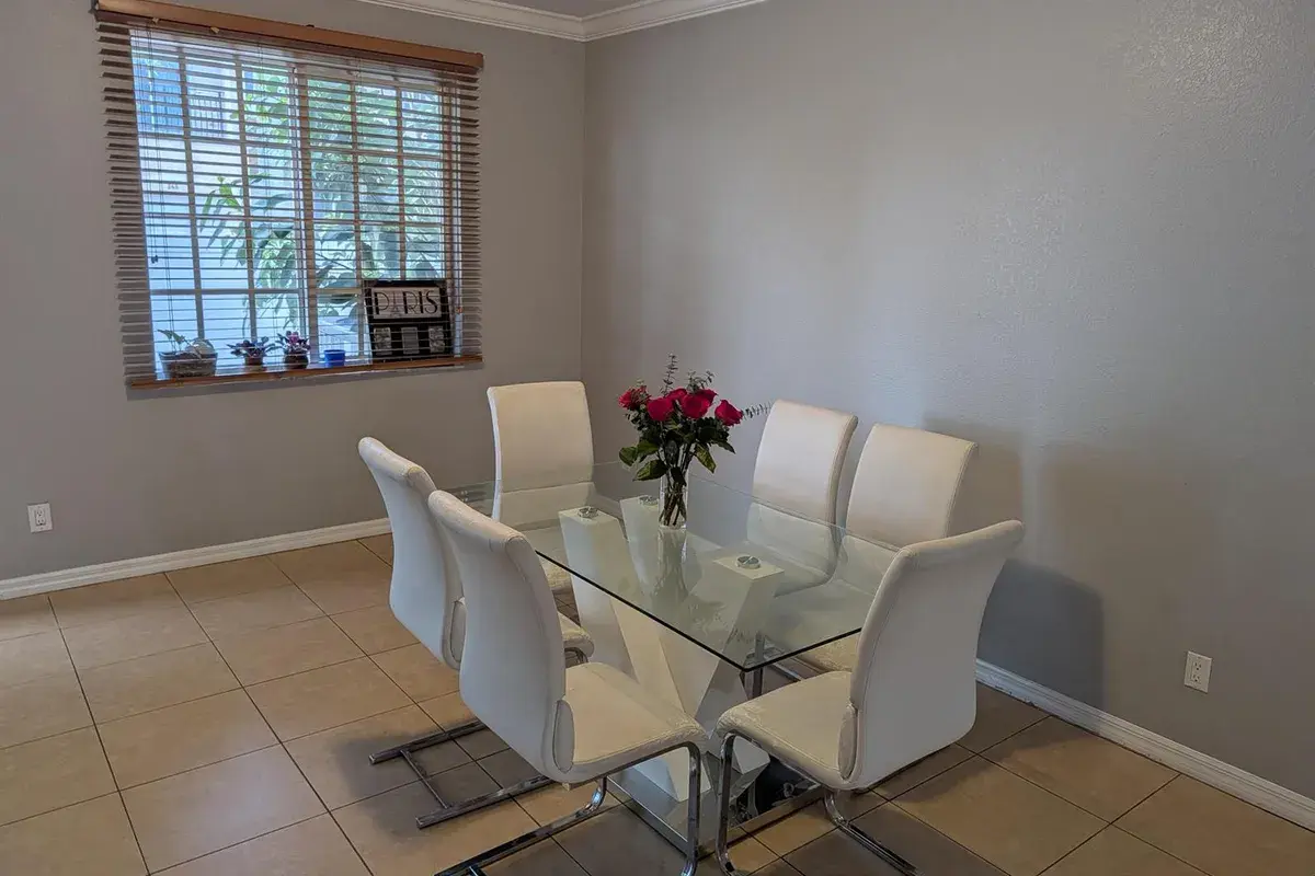 238 SE 2nd Avenue, Hallandale Beach FL 33009