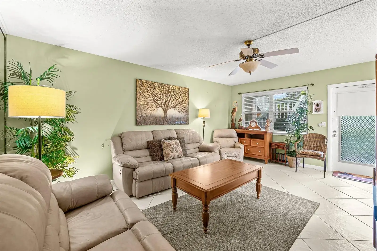 265 Newport R Drive # R, Deerfield Beach FL 33442 photo 2