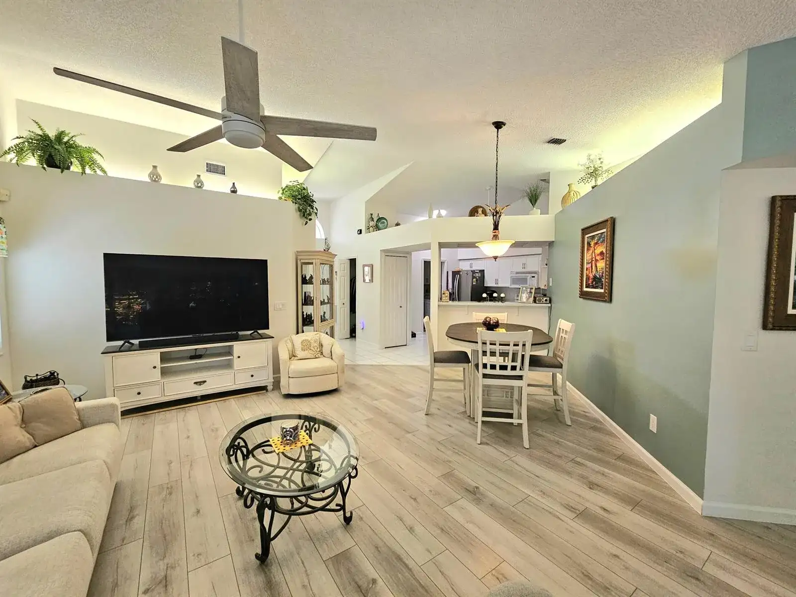 4233 SE HOME Way, Port St. Lucie FL 34952 photo 3
