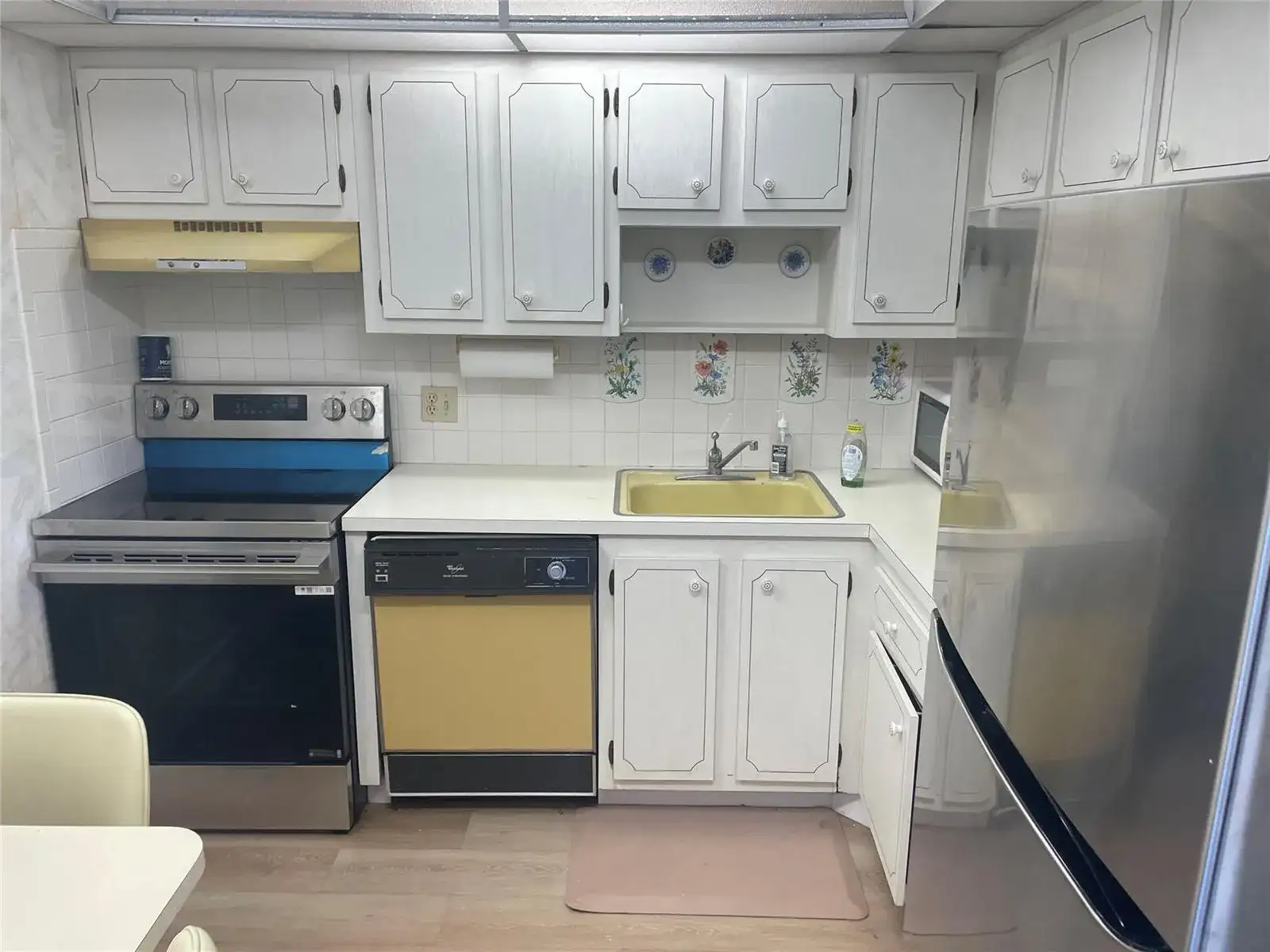 1025 COUNTRY CLUB Drive # 302, Margate FL 33063 photo 2