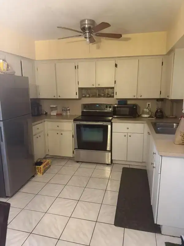 15100 NE 13th Avenue, North Miami Beach FL 33162 photo 3