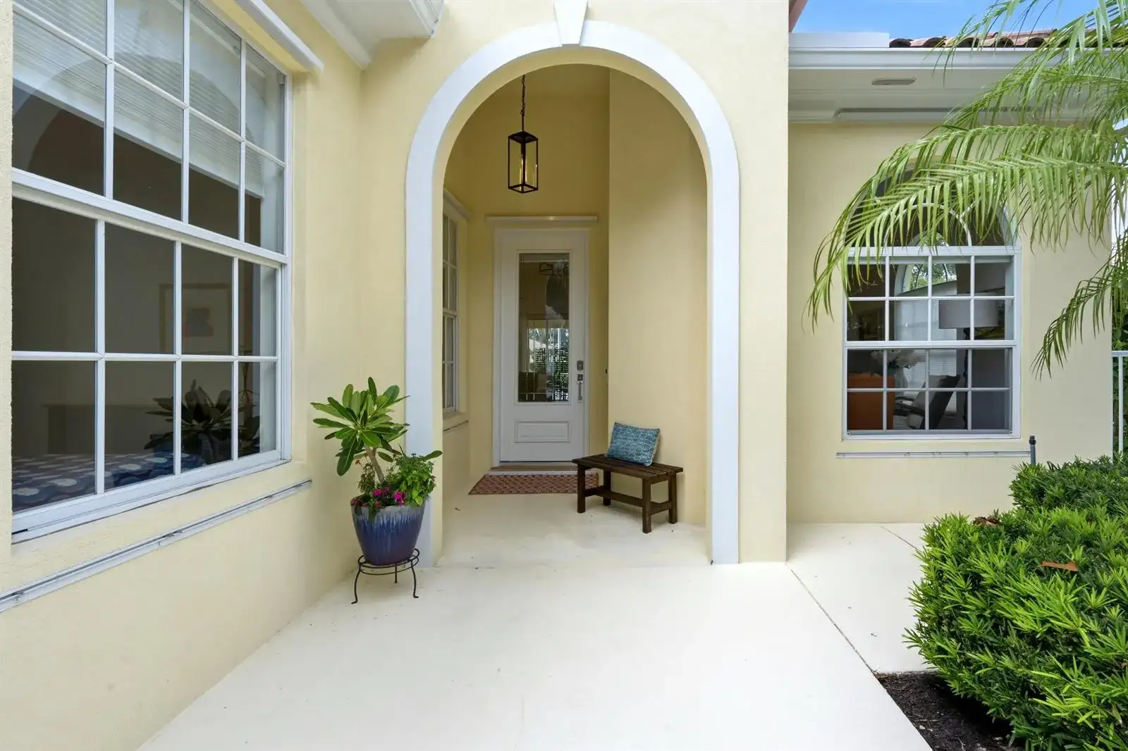 1321 Saint Lawrence Drive, Palm Beach Gardens FL 33410 photo 3