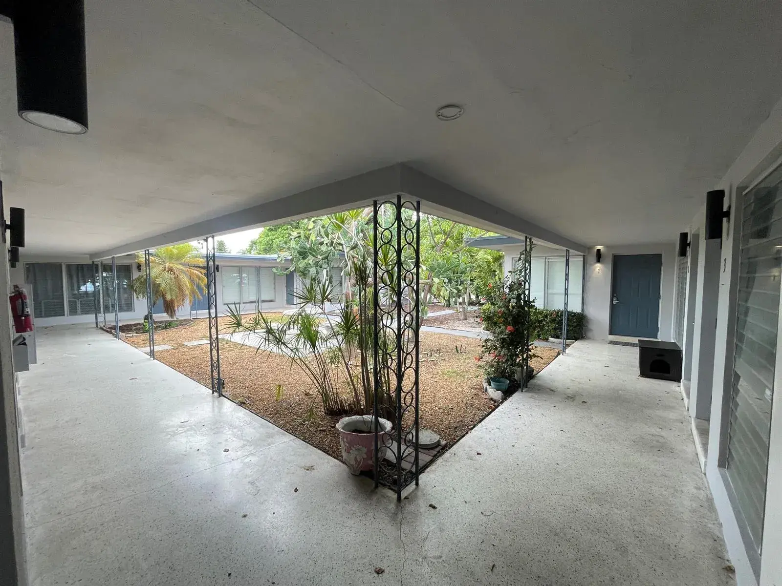 1708 NE 20th Avenue # 4, Fort Lauderdale FL 33305