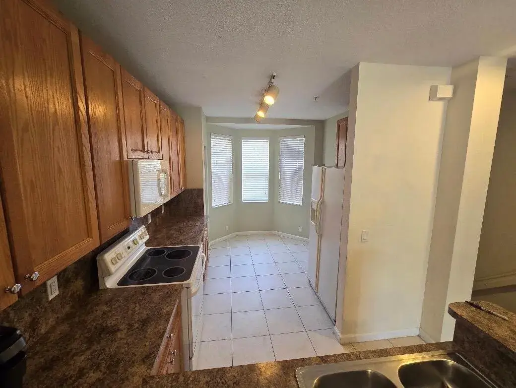 1710 NE 6TH Street # 1308, Boynton Beach FL 33435 photo 4