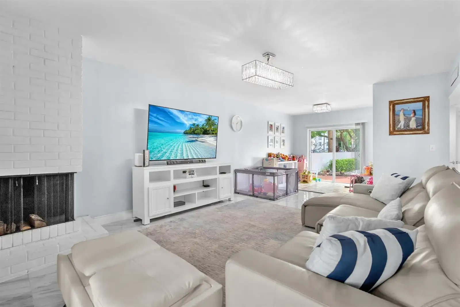 3119 N PALM AIRE Drive # 3119, Pompano Beach FL 33069 photo 2