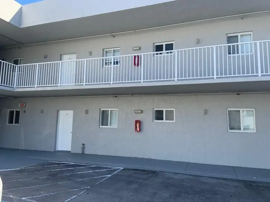 750 SW 2ND Street # 3, Miami FL 33130