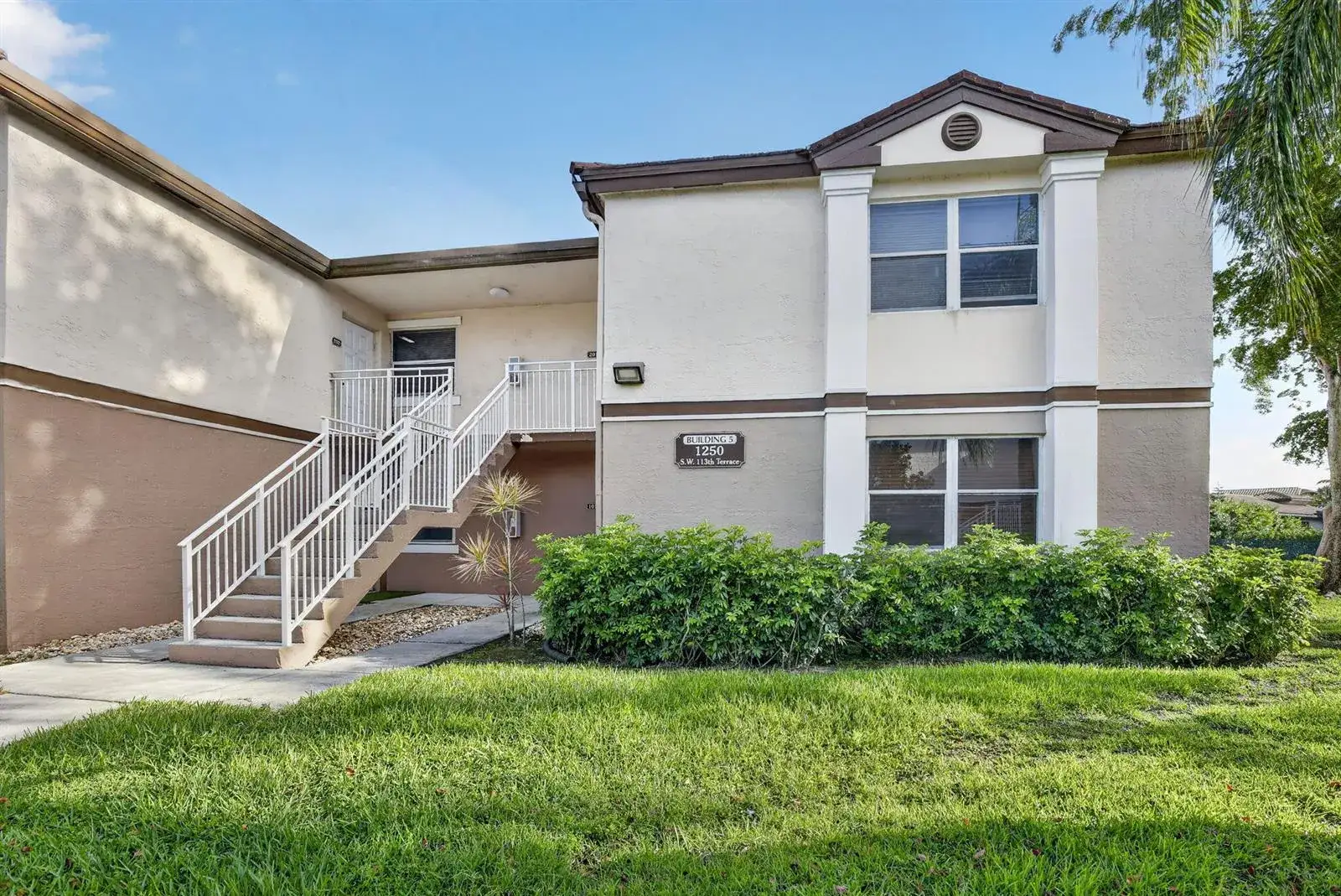 1250 SW 113TH Terrace # 201, Pembroke Pines FL 33025