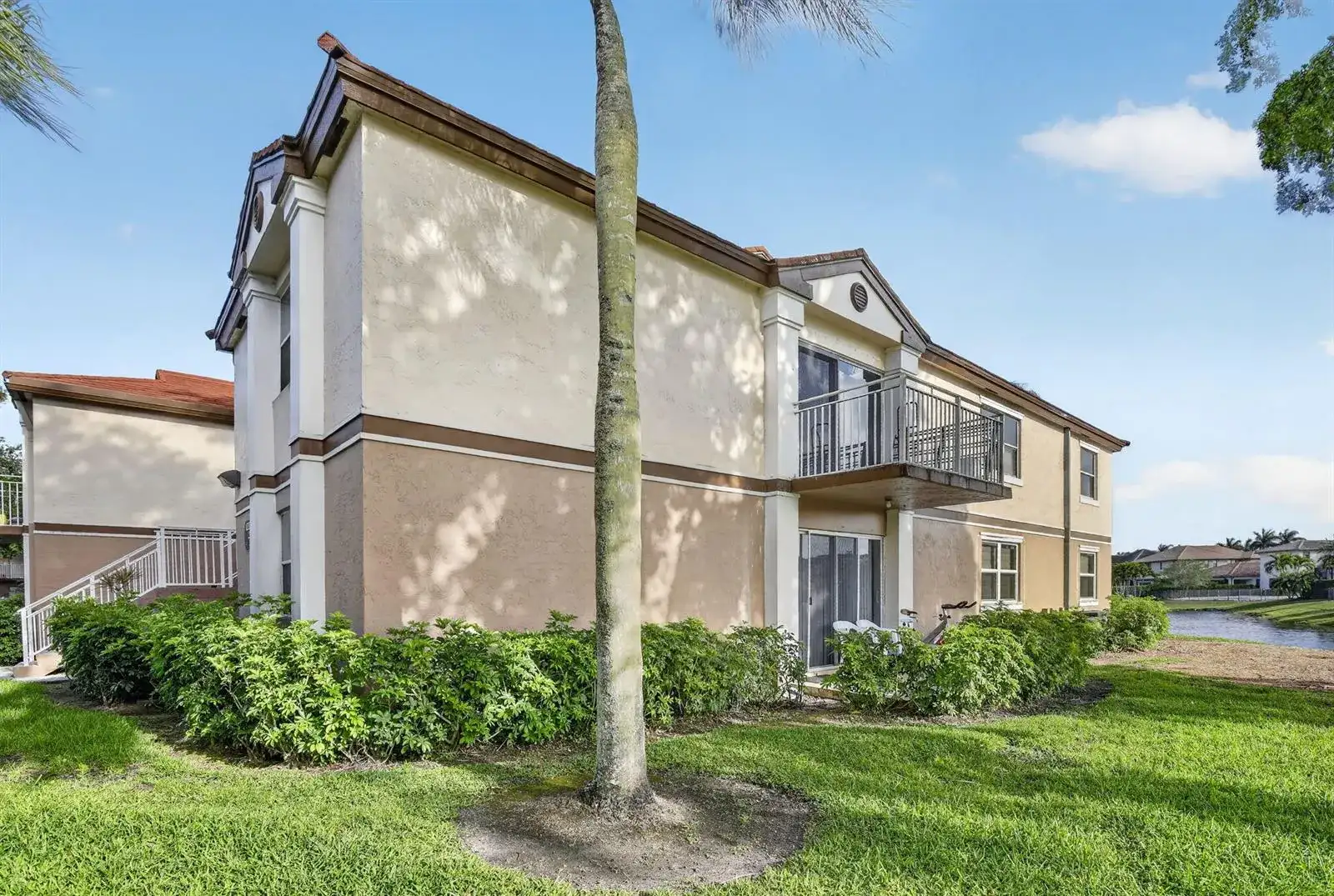 1250 SW 113TH Terrace # 201, Pembroke Pines FL 33025 photo 2