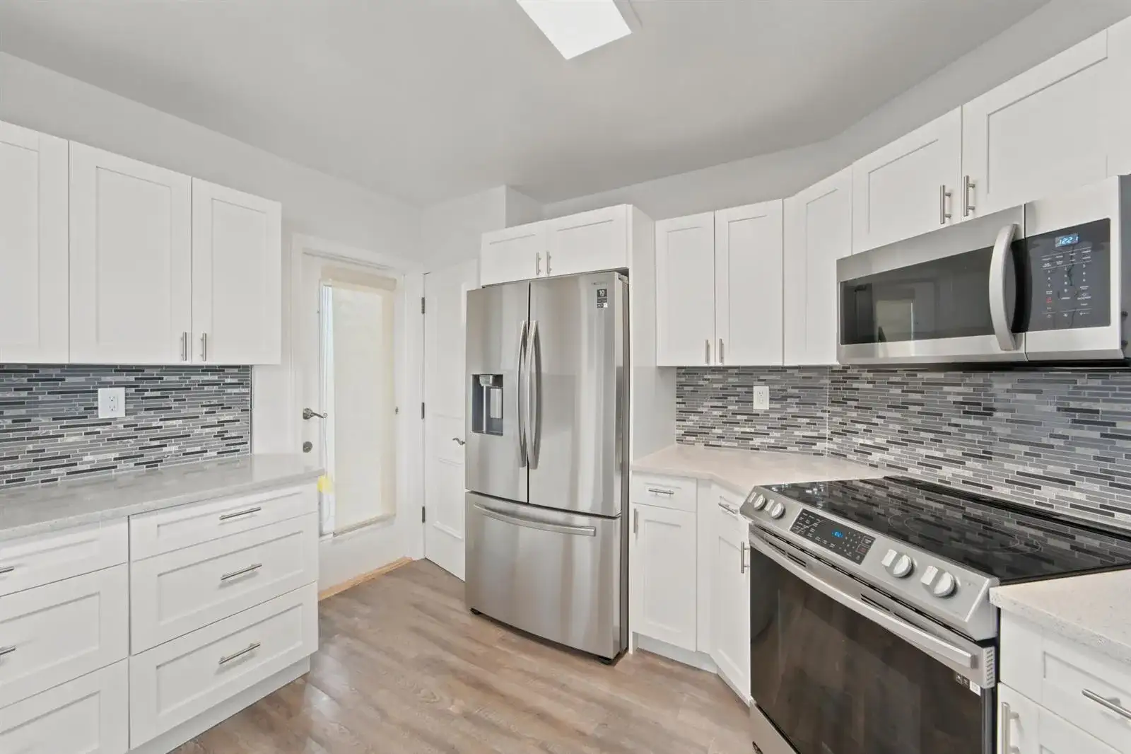 4 GREENWAY Village N # 203, Royal Palm Beach FL 33411 photo 2