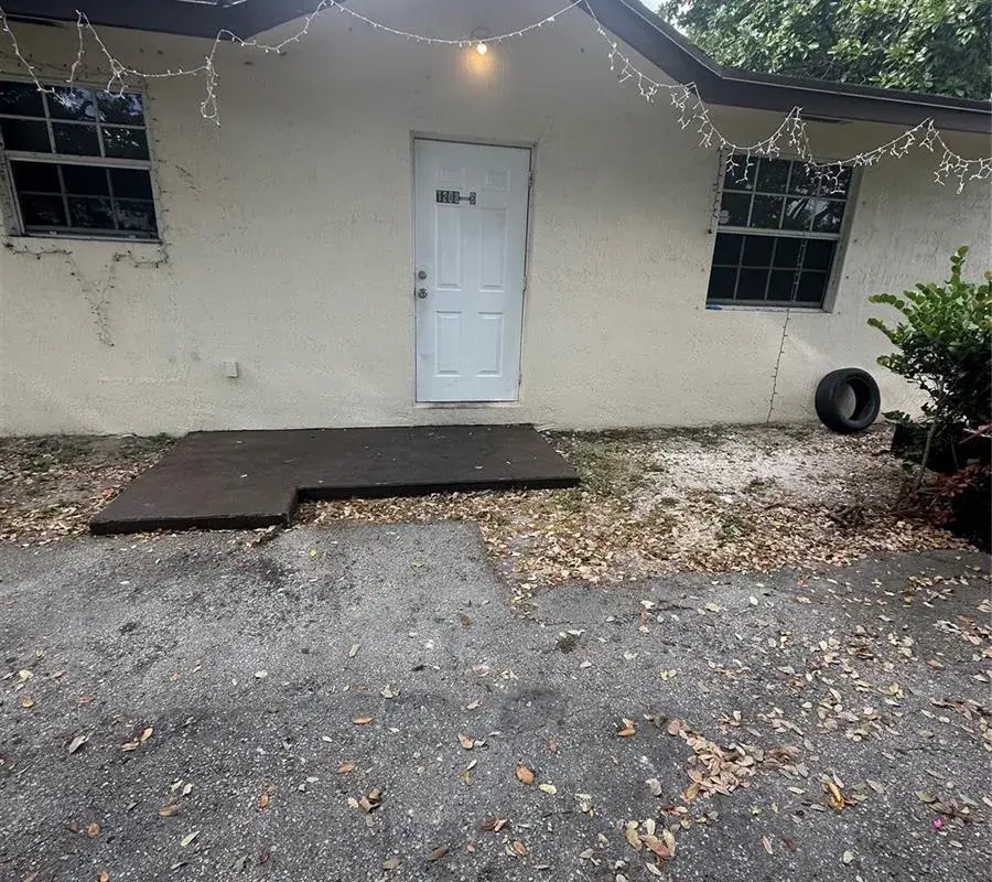 1208 N 57TH Avenue # B, Hollywood FL 33021