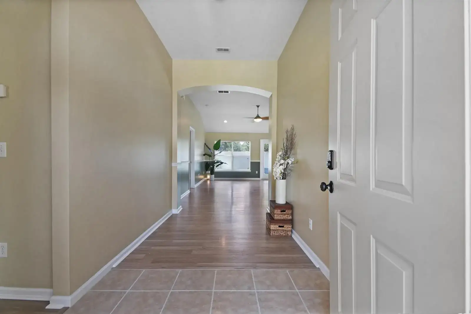 948 Oak Arbor Circle, FL 32084 photo 3