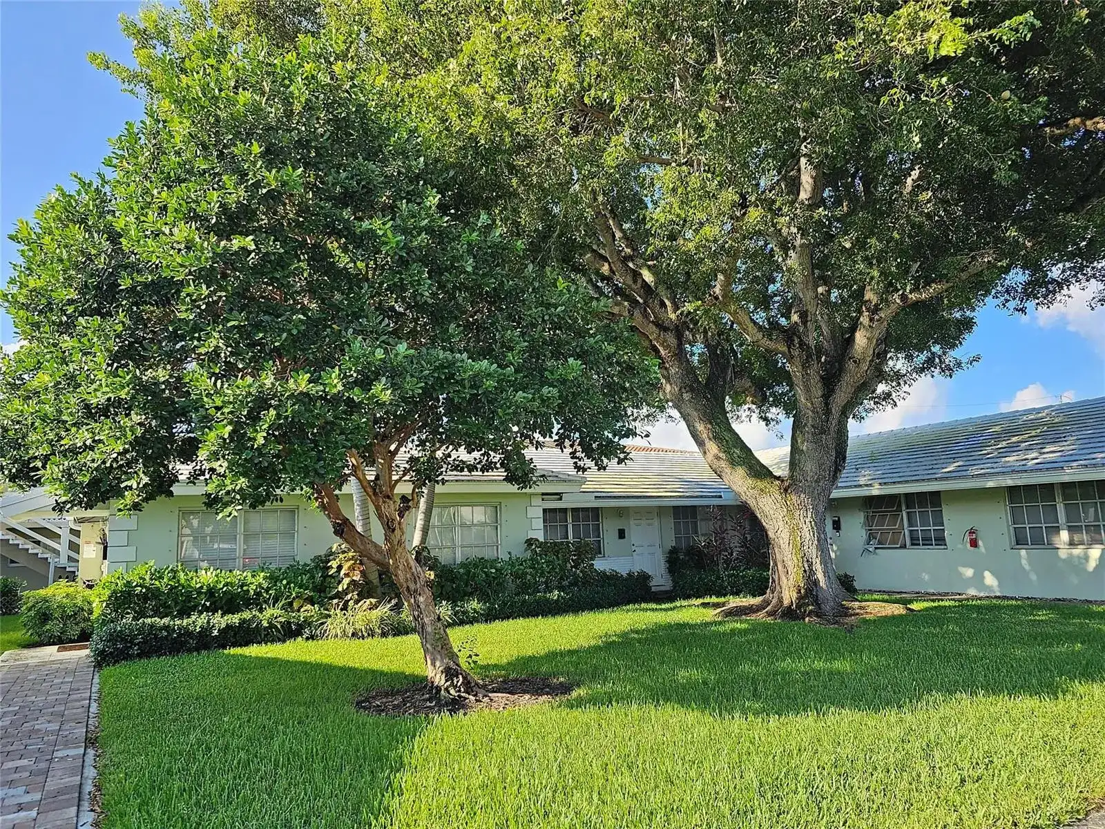 2120 NE 41st Street # D, Lighthouse Point FL 33064