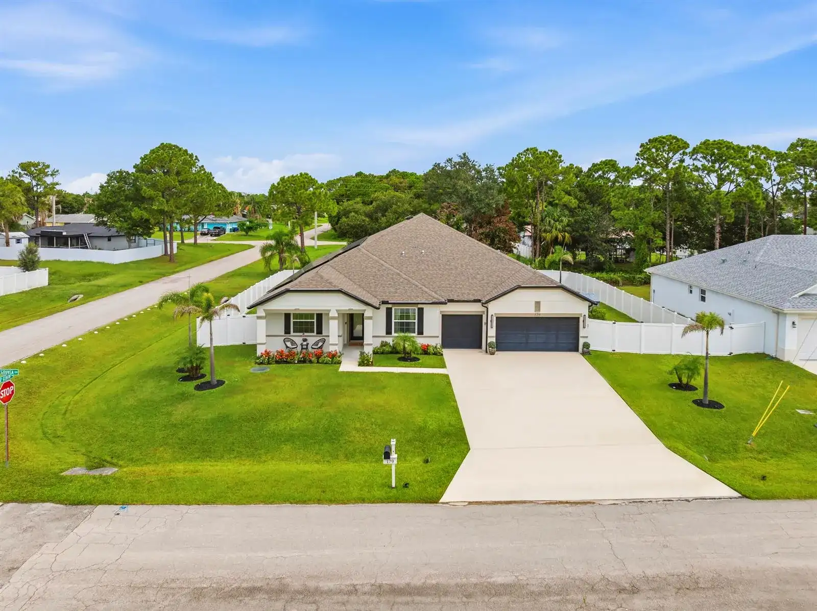 179 SW DE GOUVEA Terrace, Port St. Lucie FL 34984 photo 2