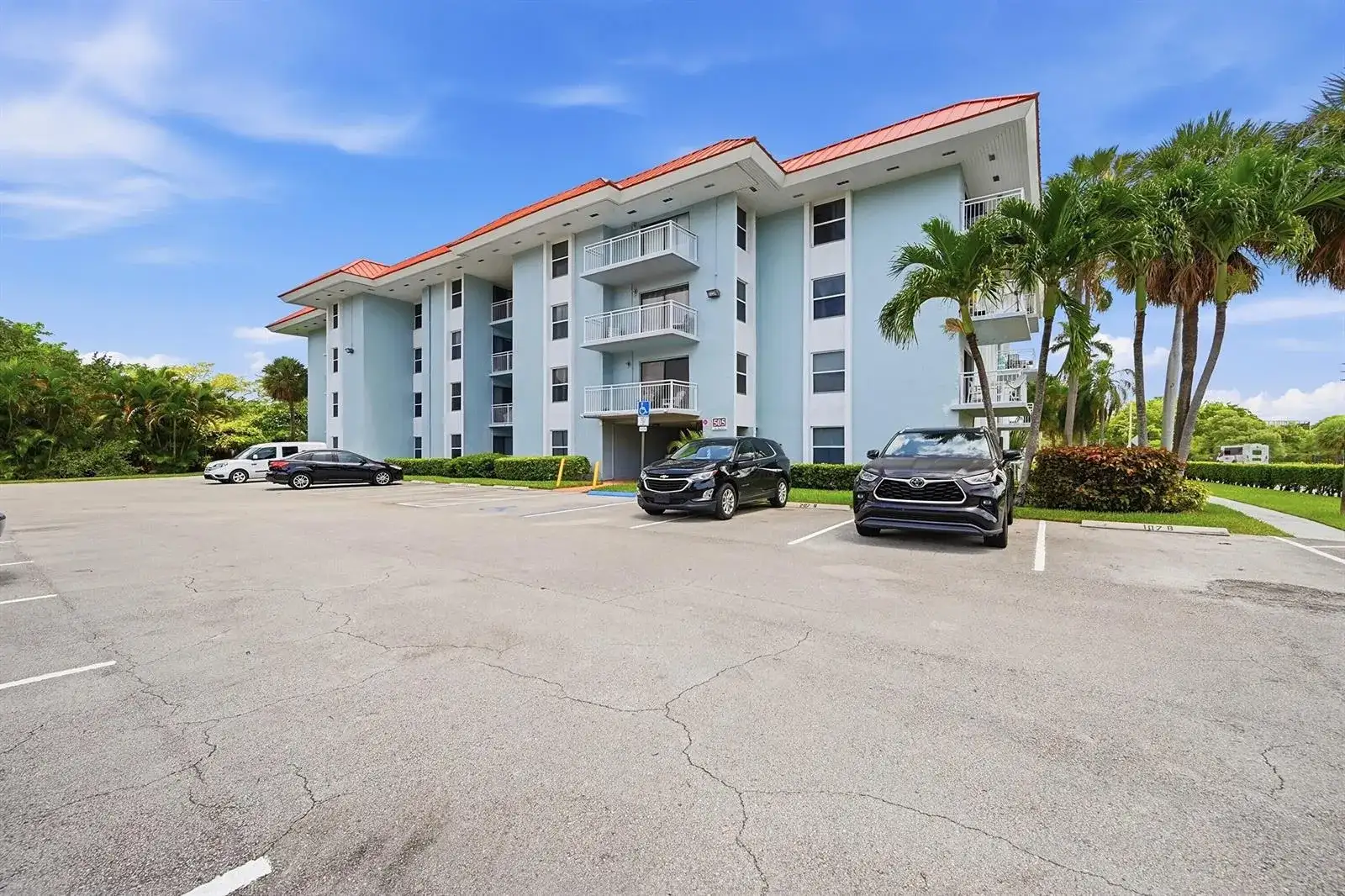 505 S PINE ISLAND Road # B310, Plantation FL 33324 photo 5