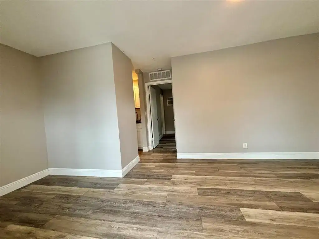503 N J Street # 2, FL 33460 photo 4