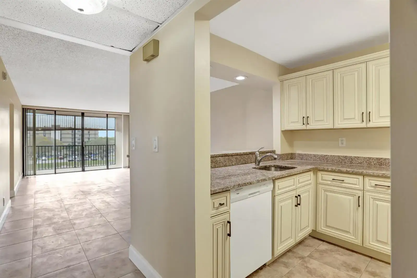 3 Royal Palm Way Unit 403, Boca Raton FL 33432 photo 4