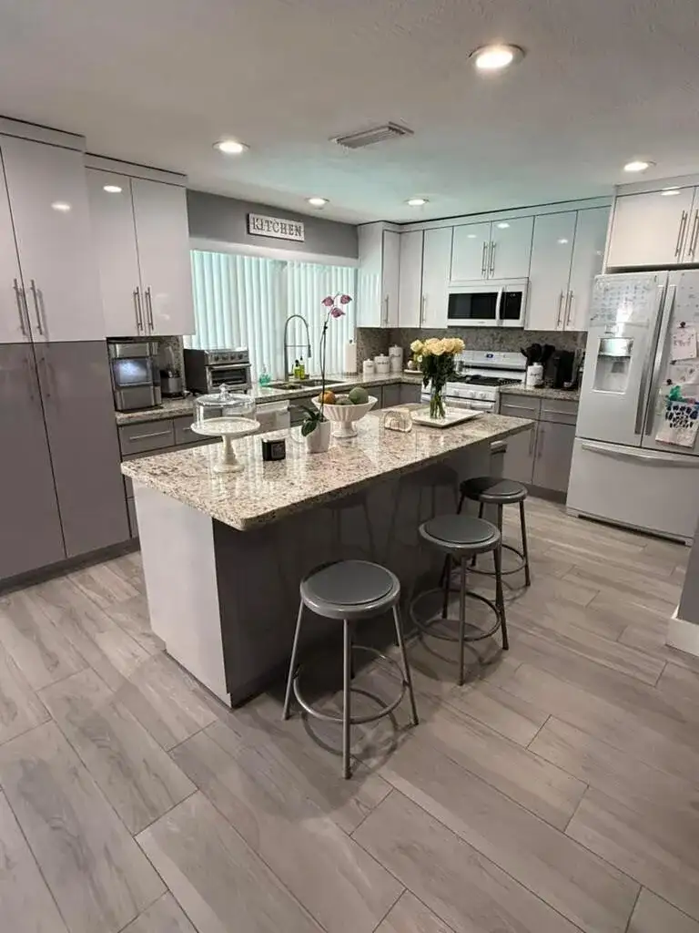 9340 NW 21ST Manor, Sunrise FL 33322 photo 2