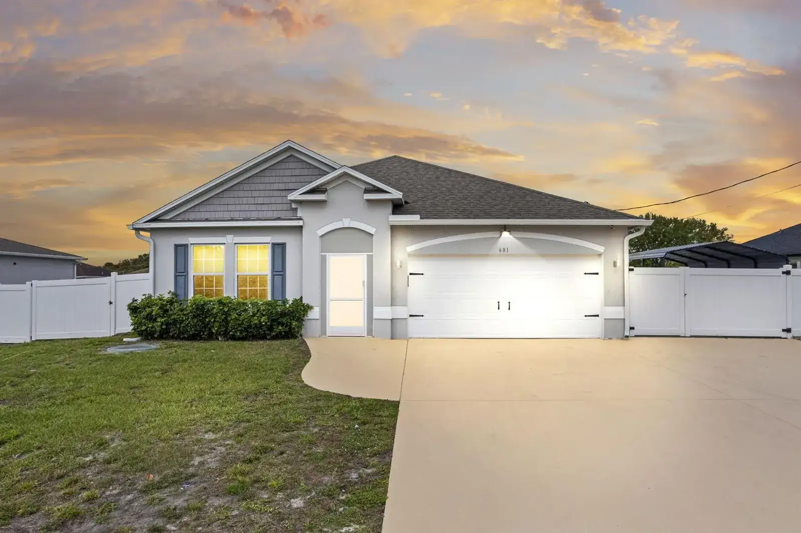 681 SW Millard Drive, Port St. Lucie FL 34953 photo 2