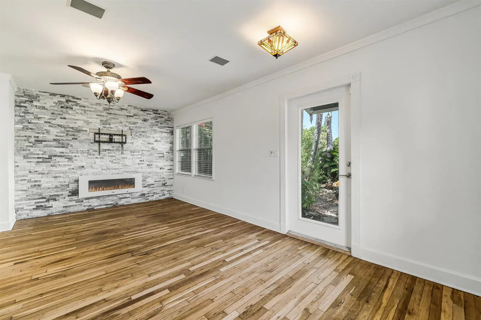 1432 NE 2ND Avenue, Fort Lauderdale FL 33304