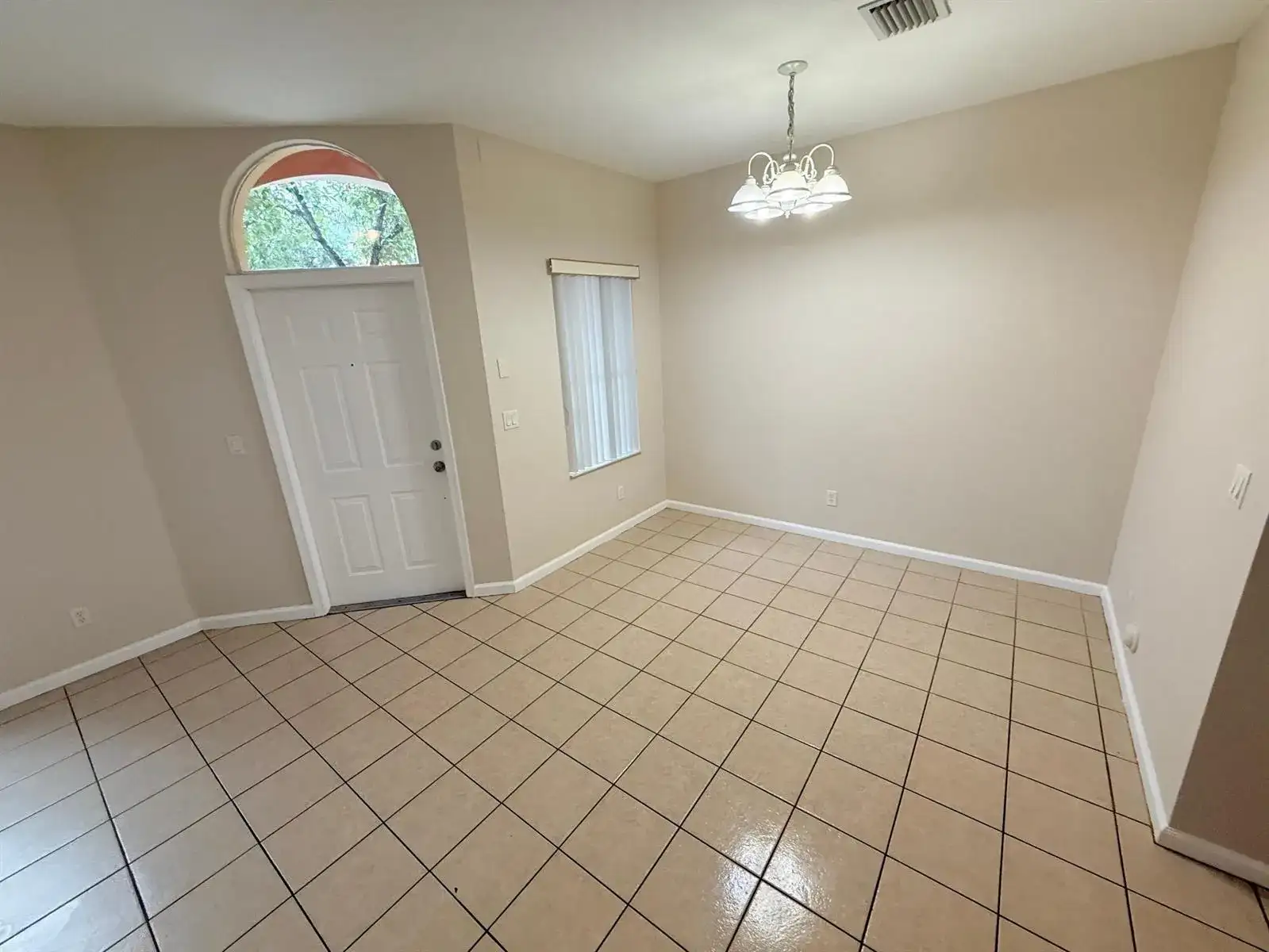 905 N SANTA CATALINA Circle # 905, North Lauderdale FL 33068 photo 4
