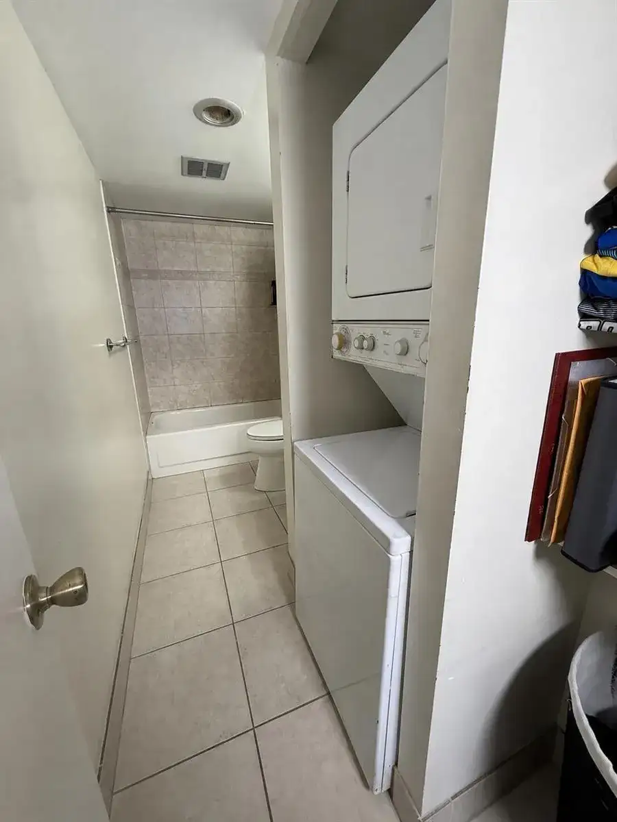 4168 INVERRARY Drive # 103, Lauderhill FL 33319 photo 5