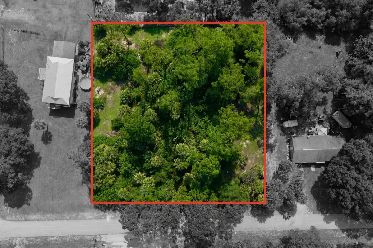 2303 Monroe Avenue, FL 33920