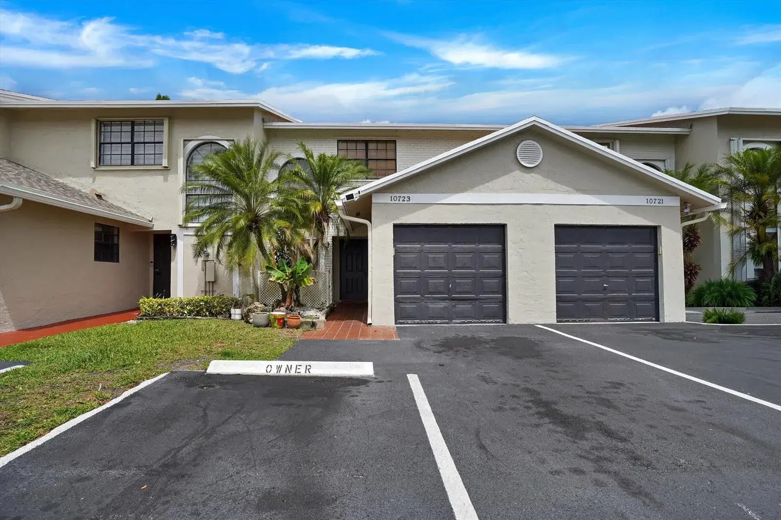 10723 NW 11TH Street # 10723, Pembroke Pines FL 33026
