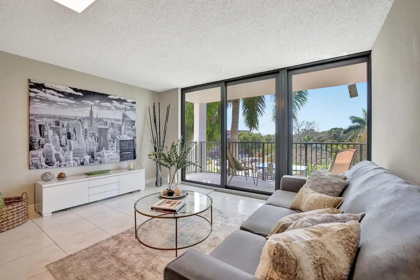 1101 RIVER REACH Drive # 415, Fort Lauderdale FL 33315