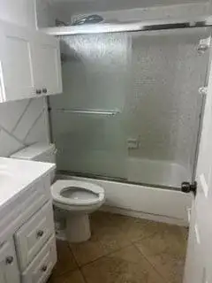 600 VILLAGE GREEN Court # 220, Palm Springs FL 33461 photo 2