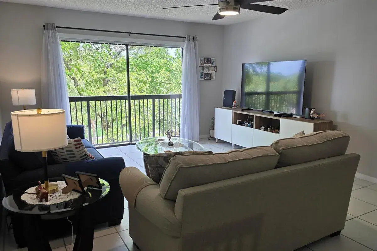 4965 E SABAL PALM Boulevard # 403, Tamarac FL 33319