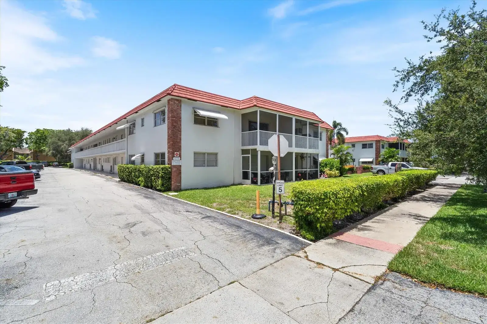 899 SE 2ND Avenue # 203, Deerfield Beach FL 33441
