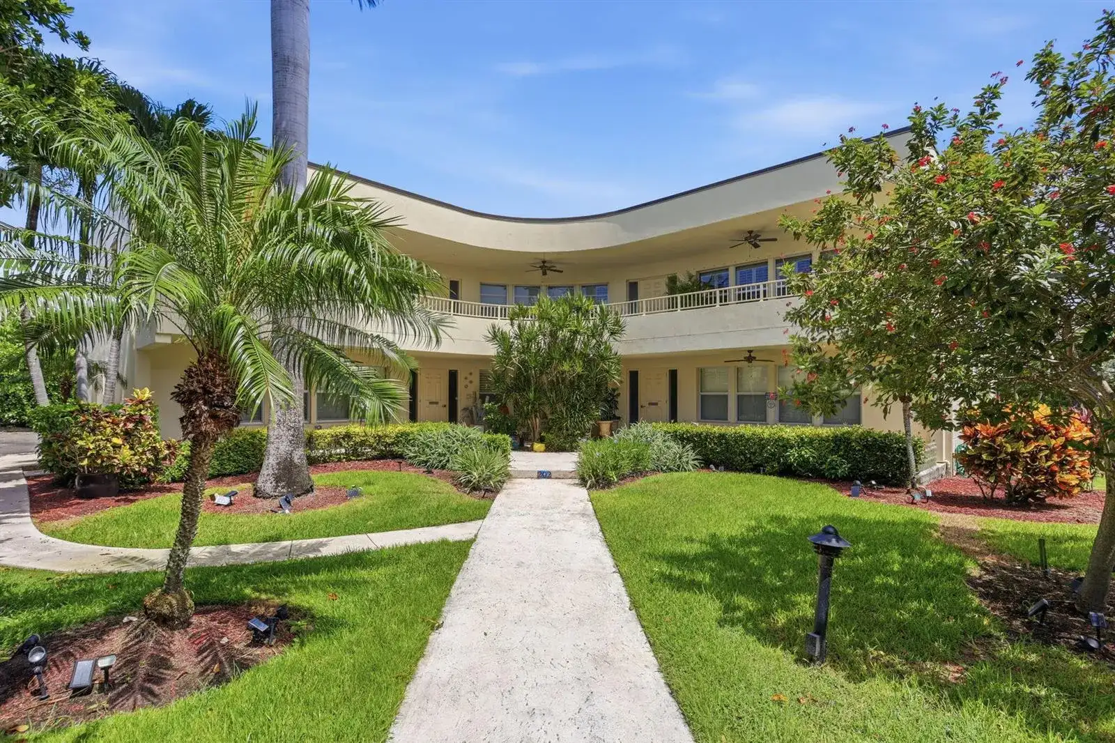 202 GLEASON Street # 6, Delray Beach FL 33483 photo 2