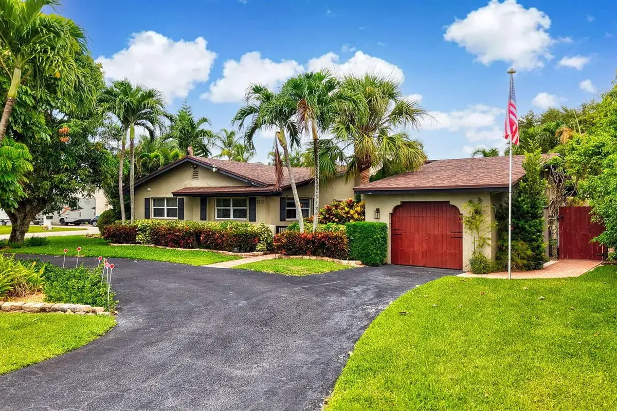 3315 FERNWOOD Drive, Boynton Beach FL 33435