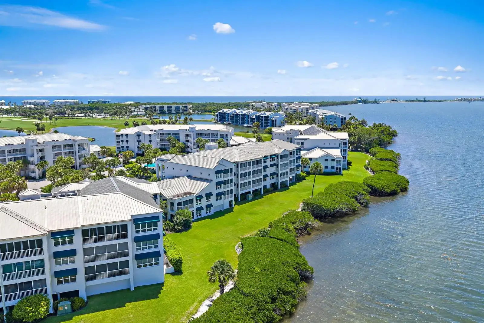 164 NE Edgewater Drive # 2103, Stuart FL 34996